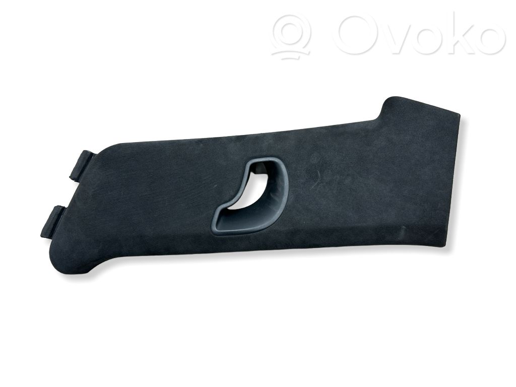 Pilar (C)   7P5867242N,1062761100,958555242012W0,95855524201