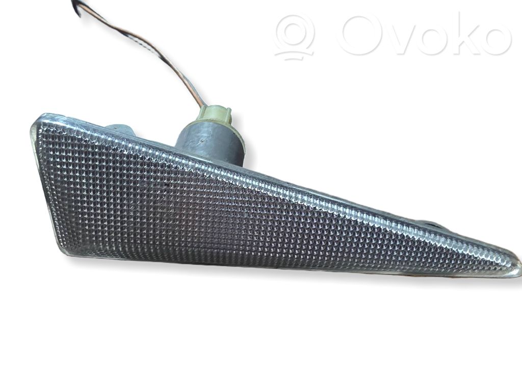 Seitenblinker   0215100,8200027150G