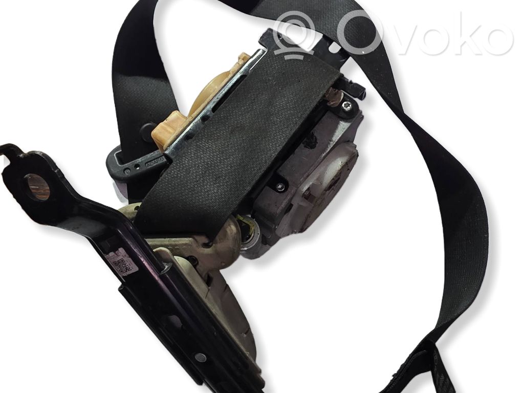 Nissan Note (E11) Front seatbelt 