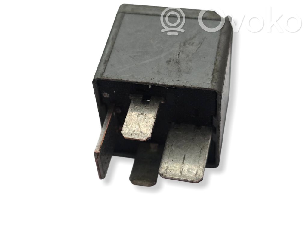 Ford Mondeo MK II Other relay 
