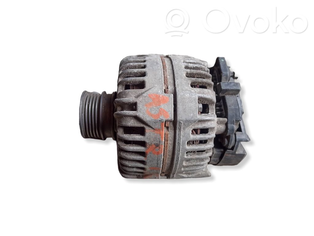 Opel Astra H Ģenerators 