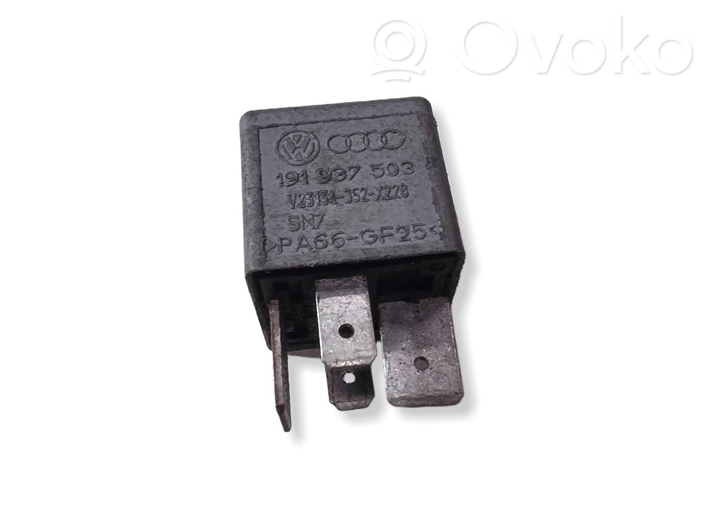 Audi A4 S4 B5 8D Other relay 
