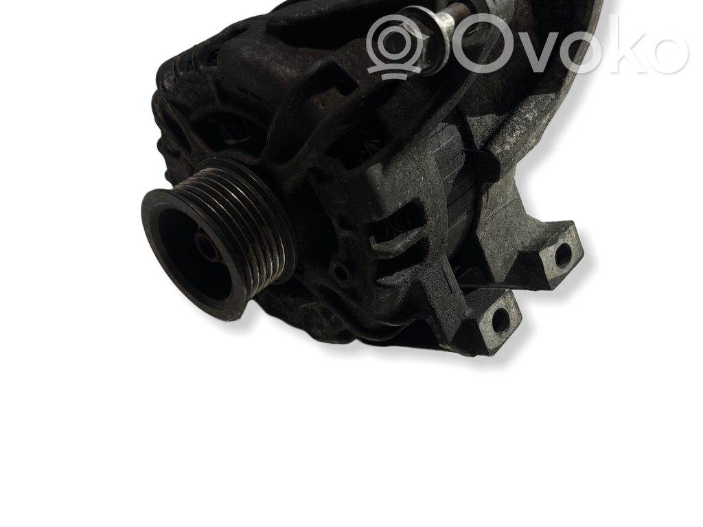 Opel Zafira C Generator/alternator 