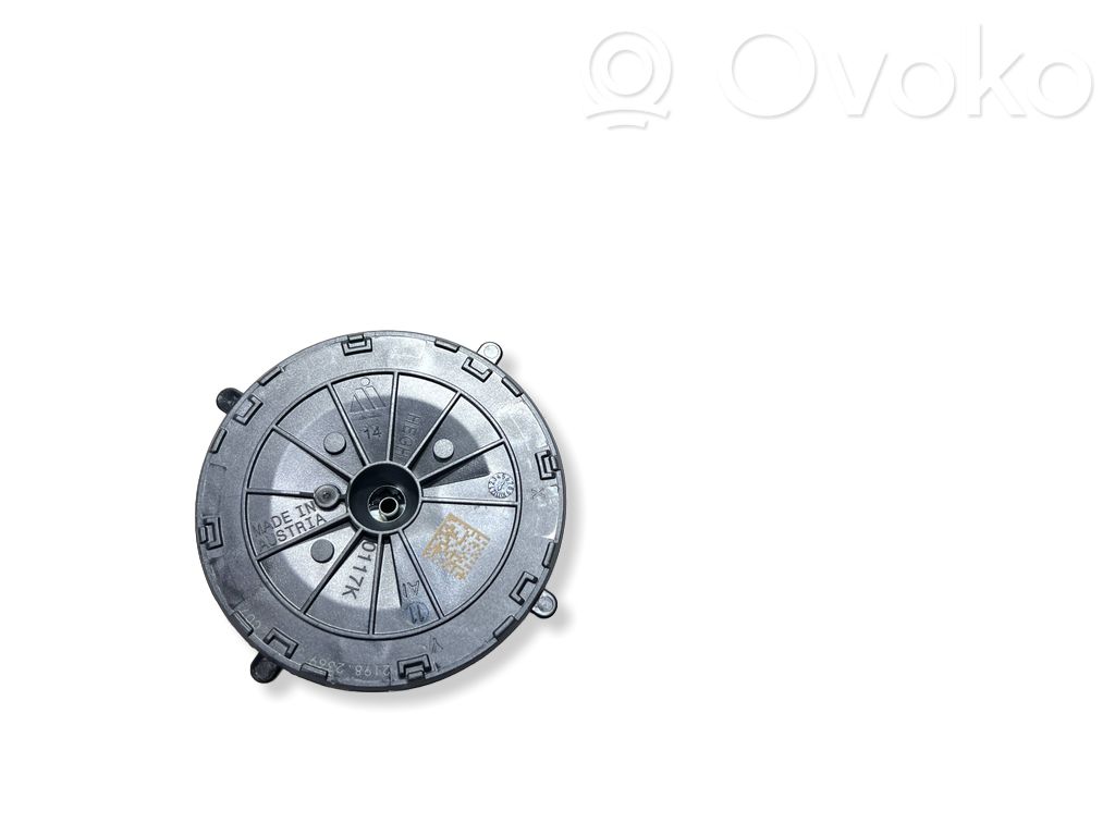 BMW 2 F45 Element lusterka bocznego drzwi 
