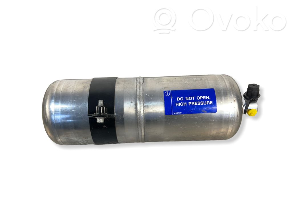 Volvo XC90 Zbiornik powietrza tylnego zawieszenia pneumatycznego 