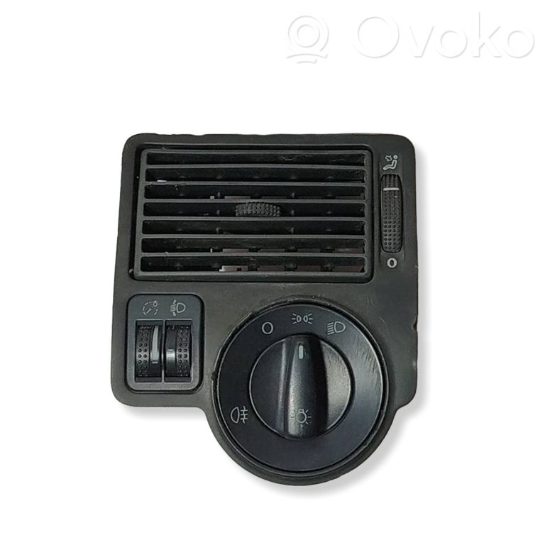 Volkswagen Golf IV Šviesų jungtukas 