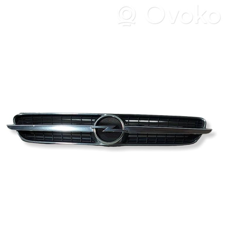 Opel Vectra C Etusäleikkö 