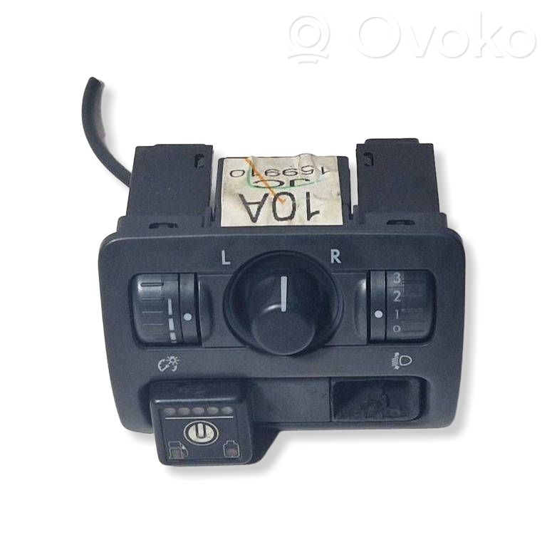 Subaru Legacy Wing mirror switch 