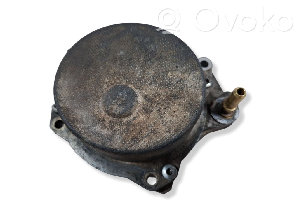 Opel Vectra C Vacuum pump 