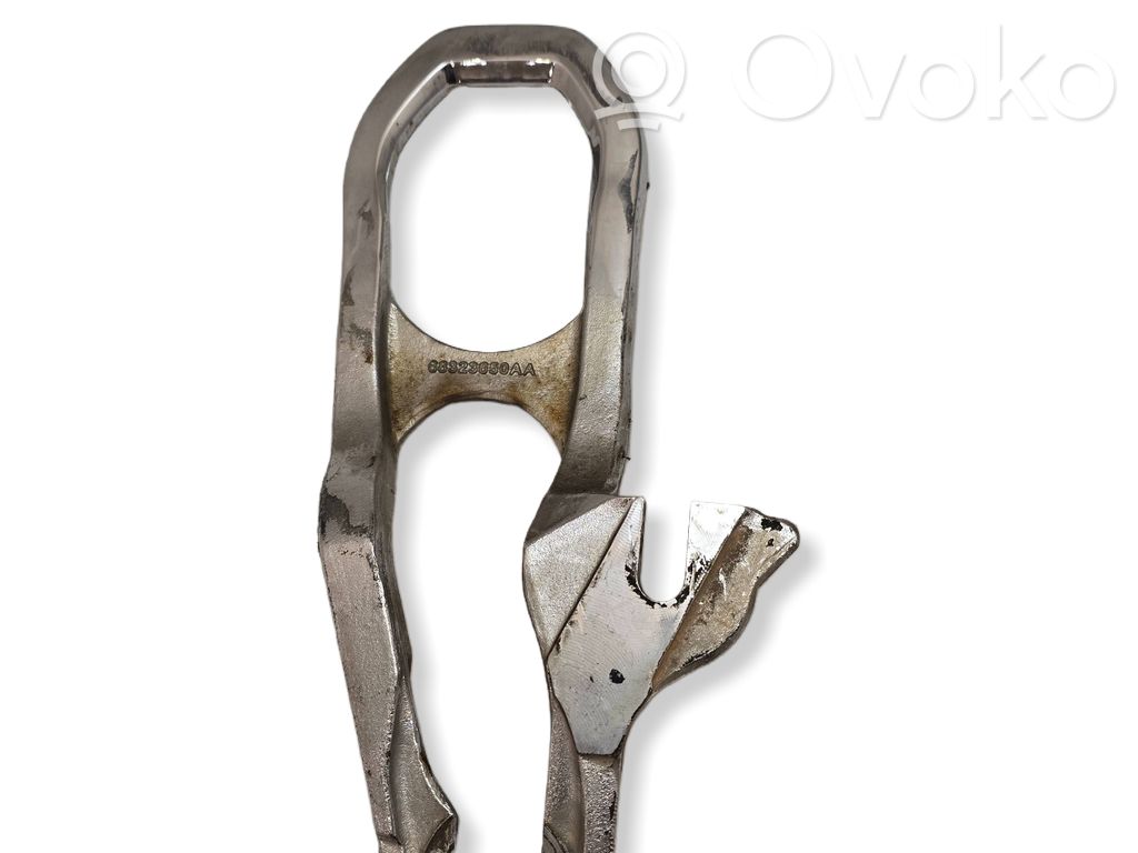 Dodge RAM Anillo de remolque 