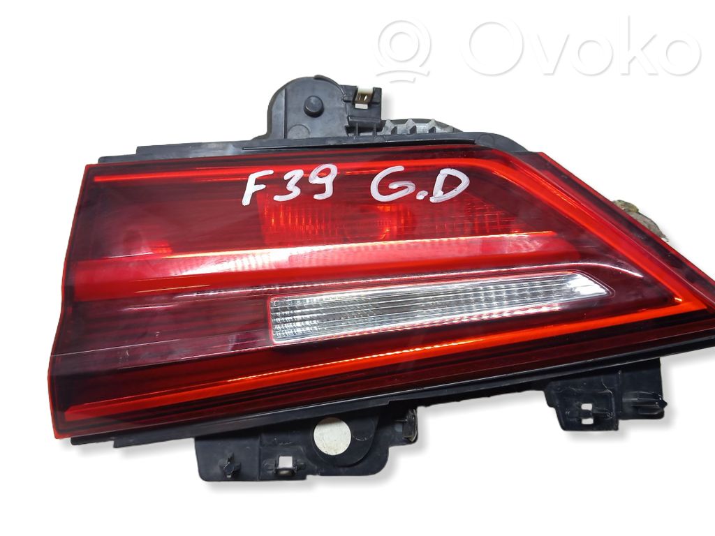 Lampy tylnej klapy bagażnika   F03690000G6321,H8742074812