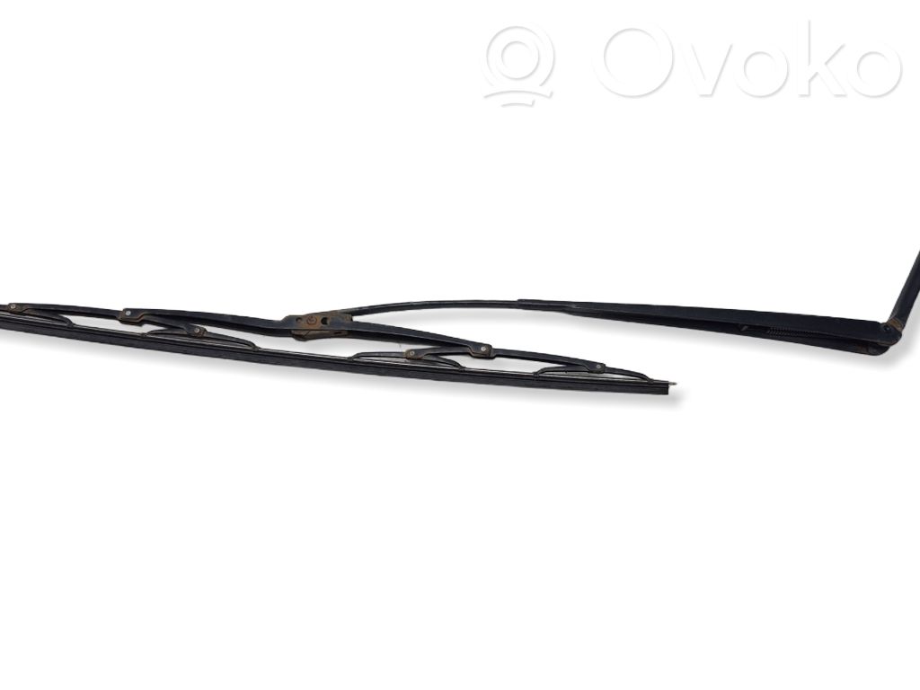 Audi A6 S6 C5 4B Wischerarm vorne 