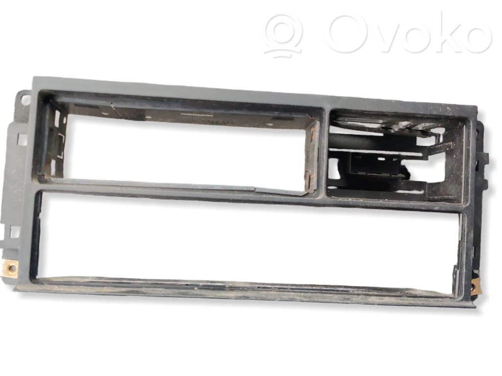 BMW 5 E34 Console centrale, commande chauffage/clim 