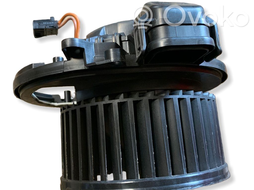BMW 1 F20 F21 Mazā radiatora ventilators 