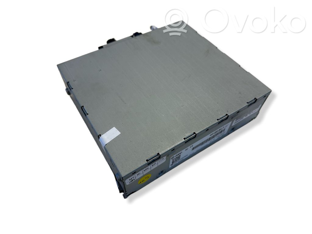 Audi A5 8T 8F Panel / Radioodtwarzacz CD/DVD/GPS 