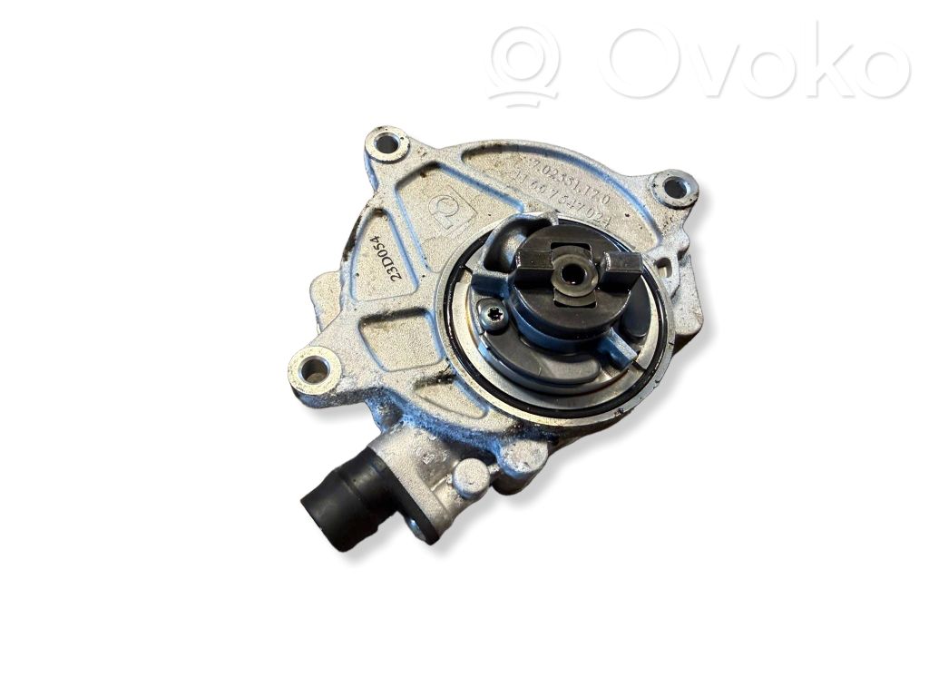 BMW 3 E90 E91 Vacuum pump 