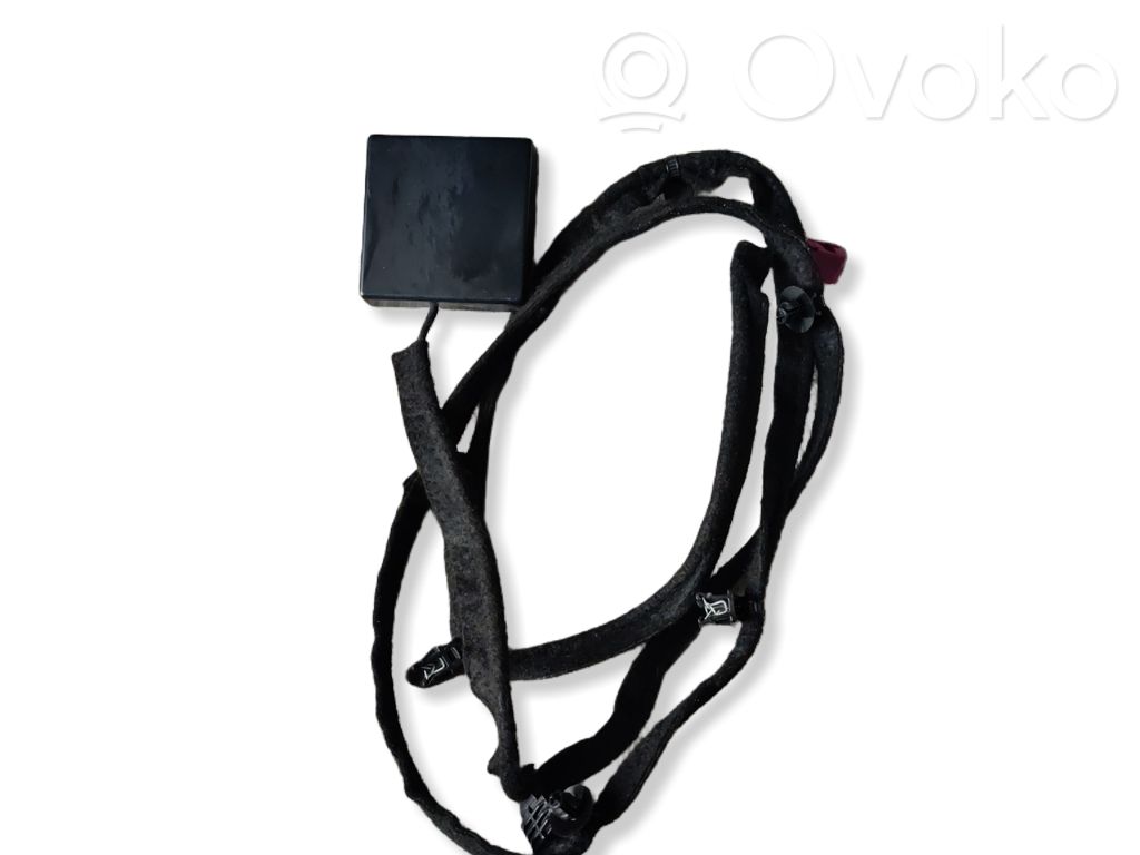 Renault Clio V Aerial antenna amplifier 