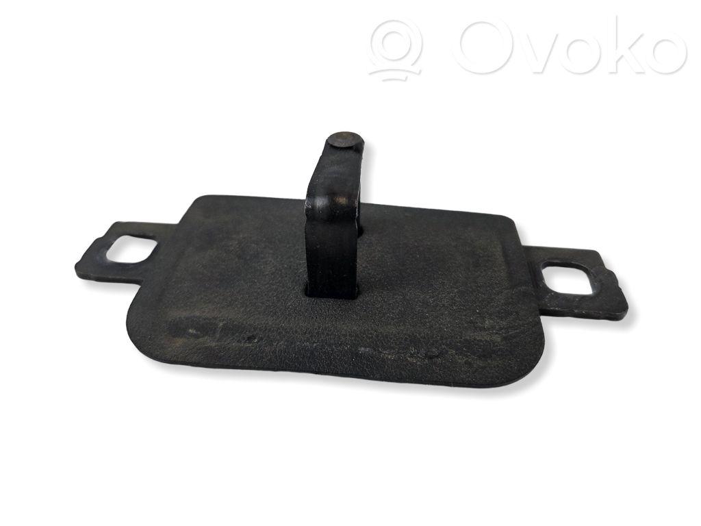 Skoda Octavia Mk3 (5E) Loading door lock loop/hook striker 