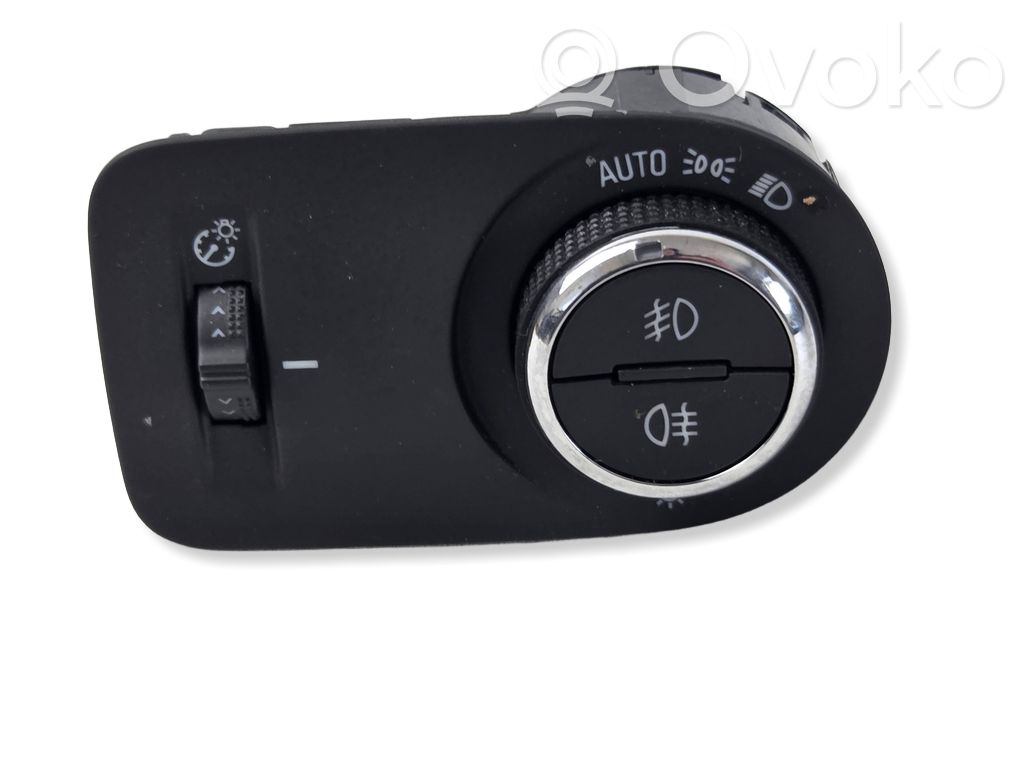 Opel Corsa F Interruptor de luz 