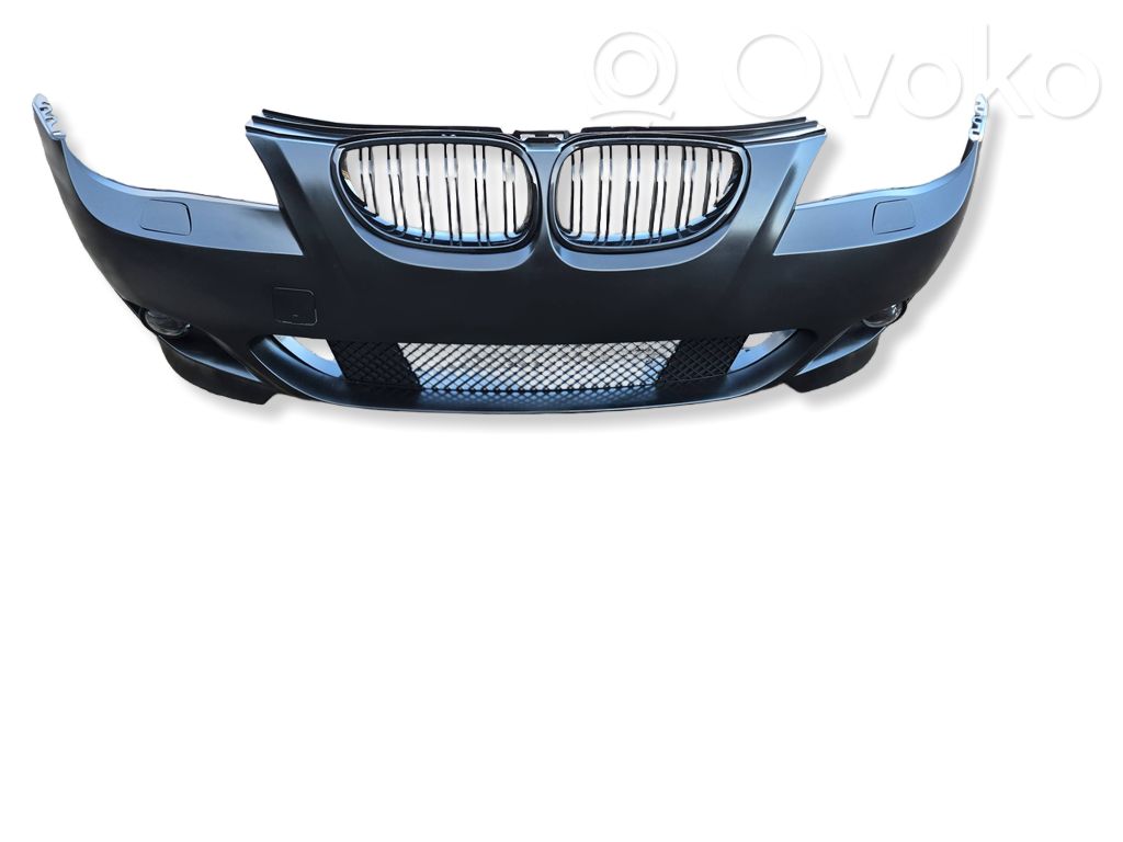 BMW 5 E60 E61 Priekinis bamperis 