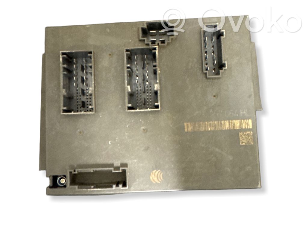 Porsche Cayenne (92A) Module confort 