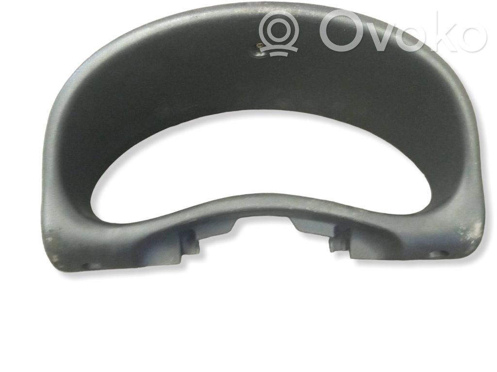 Opel Corsa B Prietaisų skydelio apdaila 
