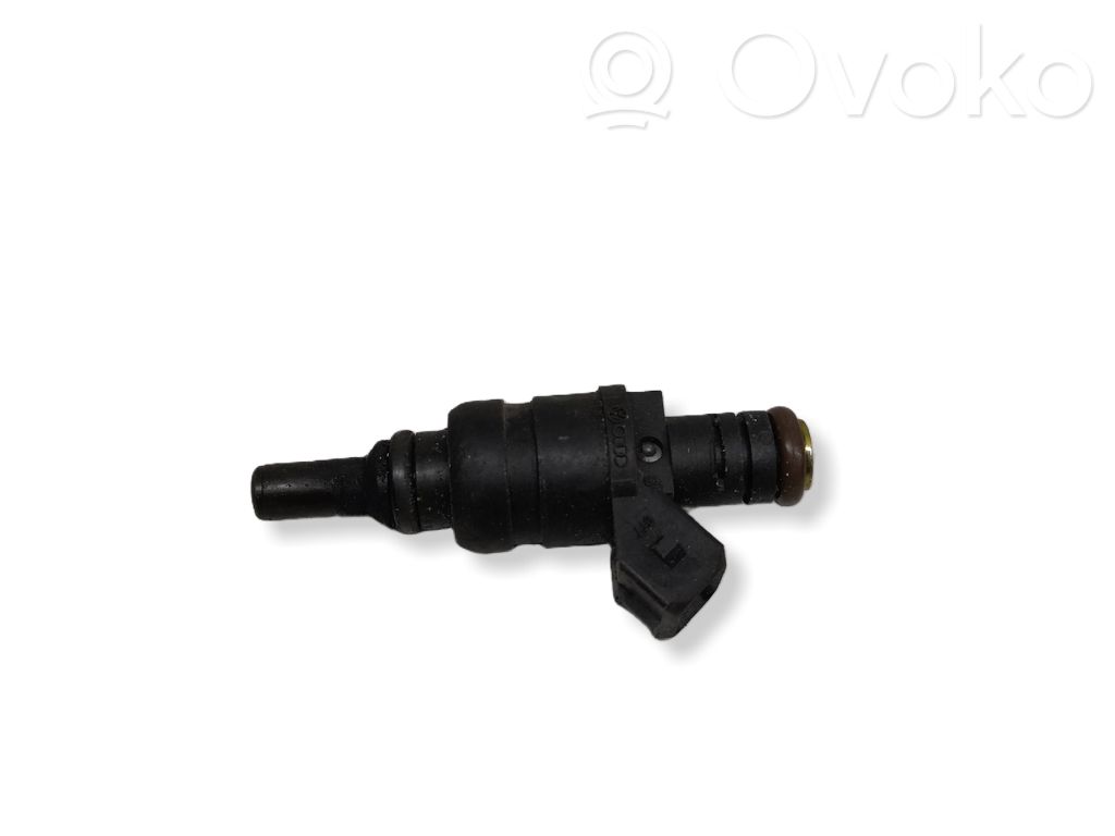 Audi A3 S3 8L Inyector de combustible 