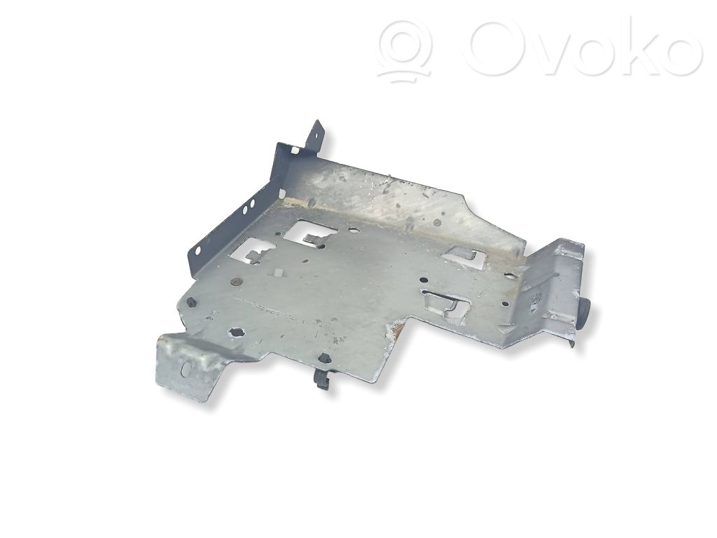 Opel Vivaro Other engine bay part 