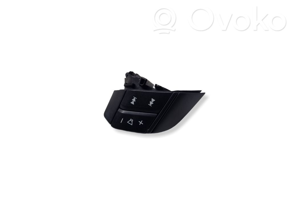 Volvo S60 Pulsanti/interruttori sul volante 