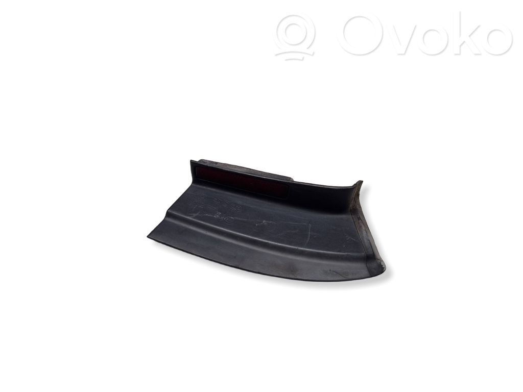 Volkswagen PASSAT B6 Reflector spate 