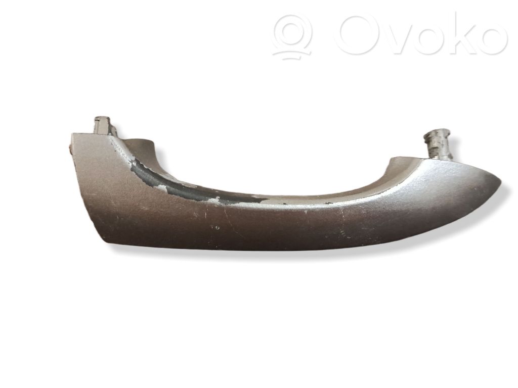 Manecilla externa puerta trasera   8257738