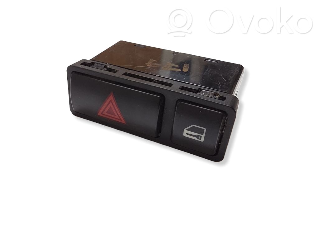 Hazard light switch   8368920,ABSEPC