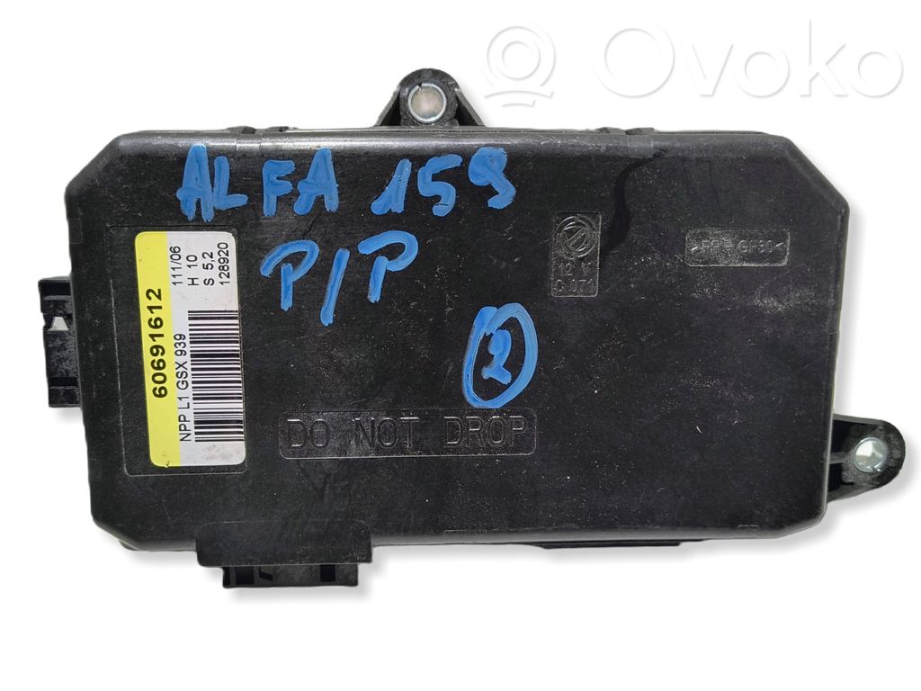 Alfa Romeo 159 Door control unit/module 