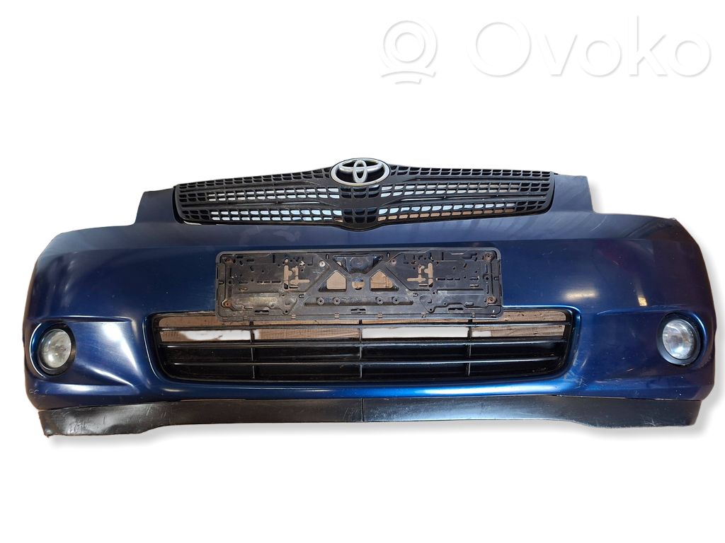 Toyota Corolla Verso E121 Parachoques delantero 