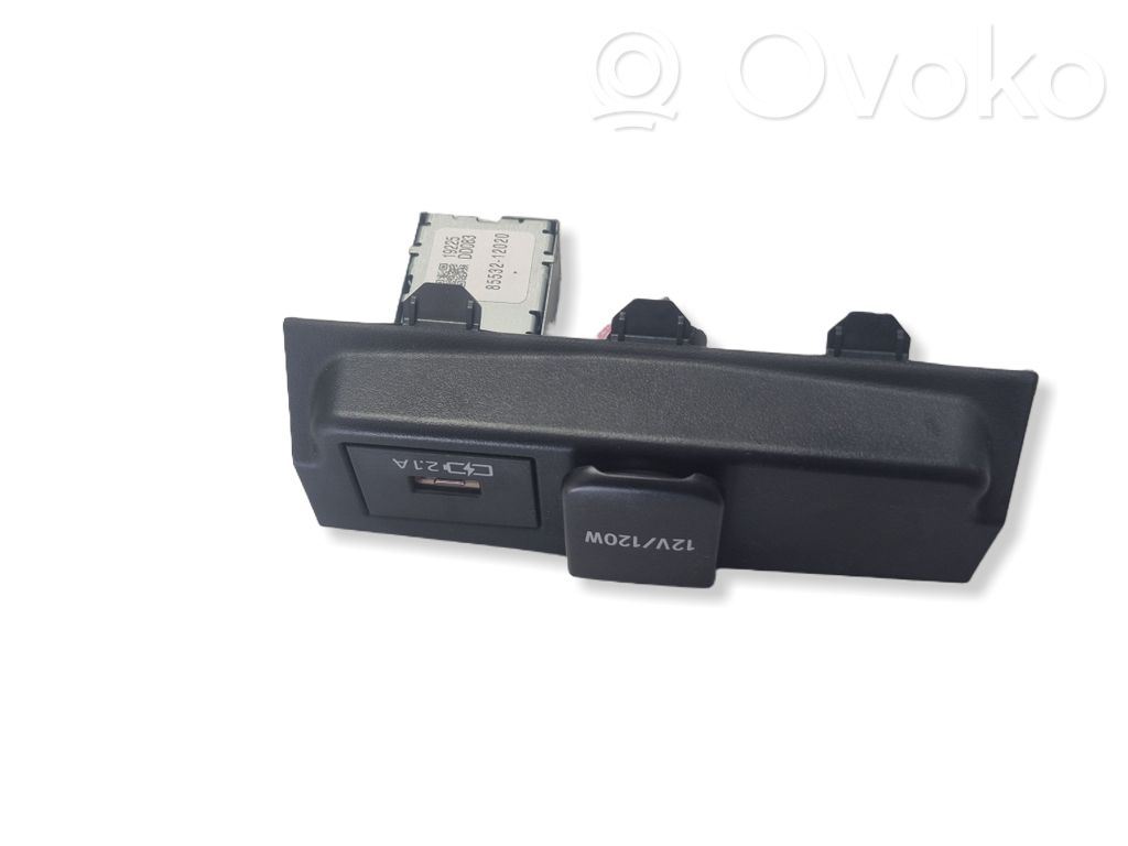 Toyota Corolla E210 E21 USB socket connector 