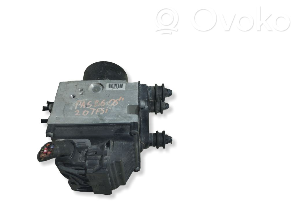 Volkswagen PASSAT B6 Bomba de ABS 