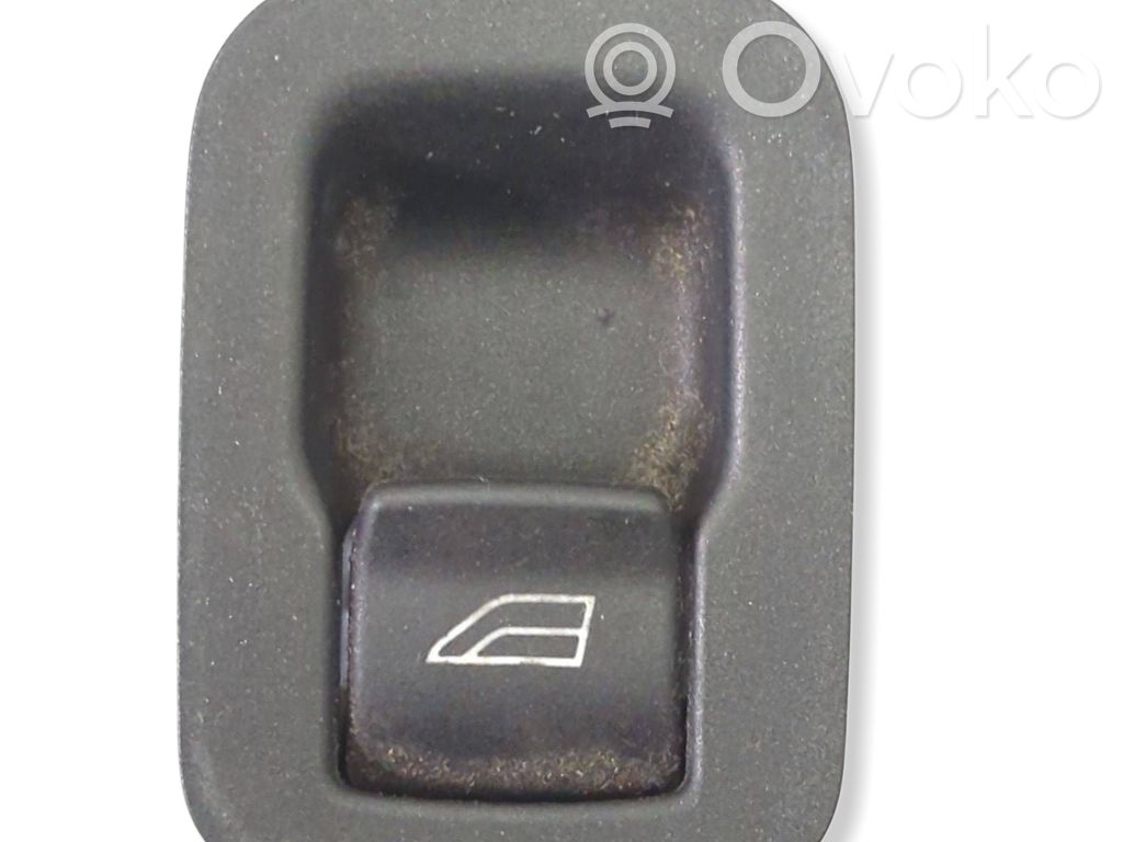 Volvo S40 Electric window control switch 
