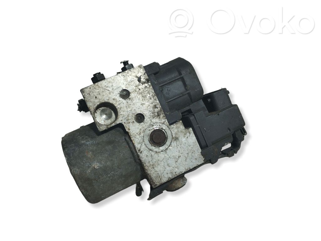 Volkswagen PASSAT B5 ABS bloks 