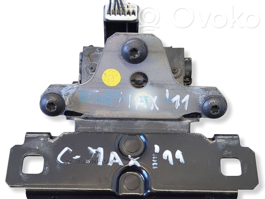 Tailgate lock loop/hook striker   AM51U404B12AC,8M51R442A66AC,234910