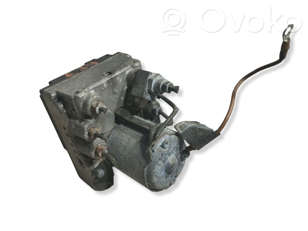 BMW 5 E39 ABS Pump 