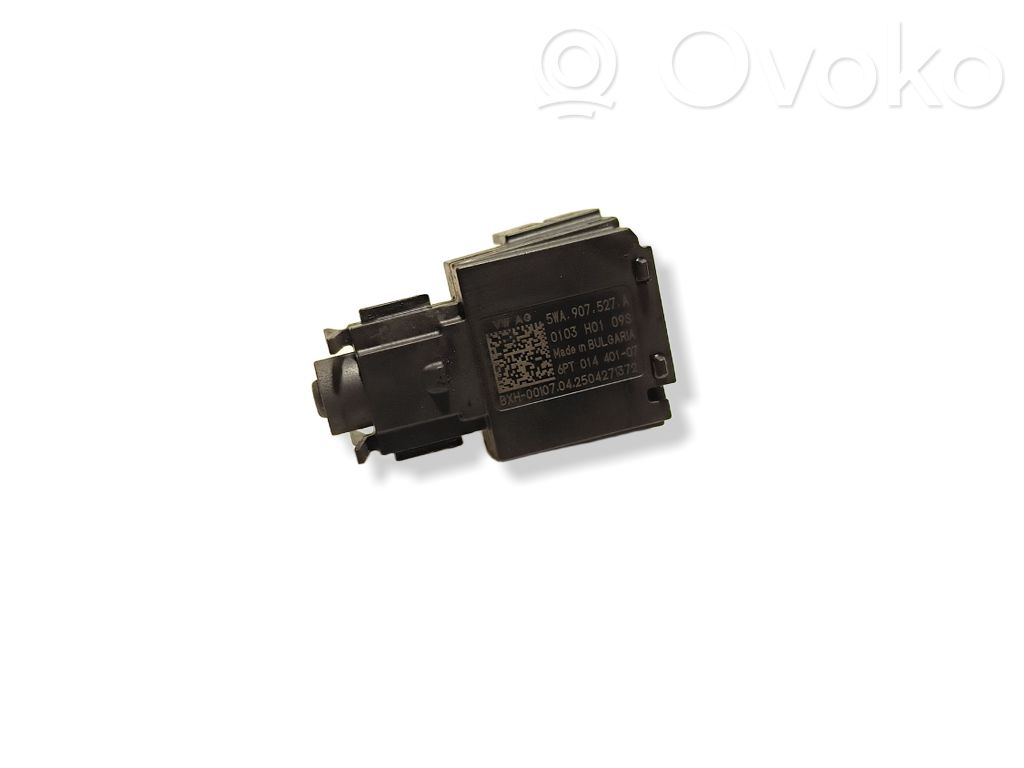 Volkswagen Tayron II Oil temperature sensor 