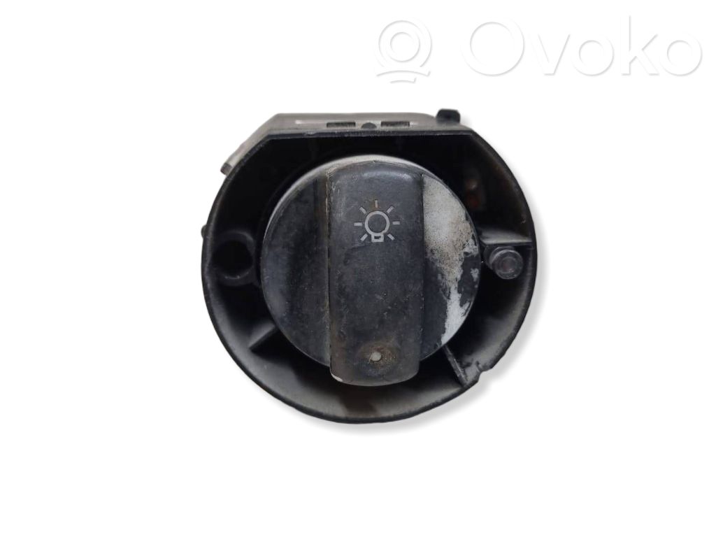 Audi A6 S6 C5 4B Lichtschalter 
