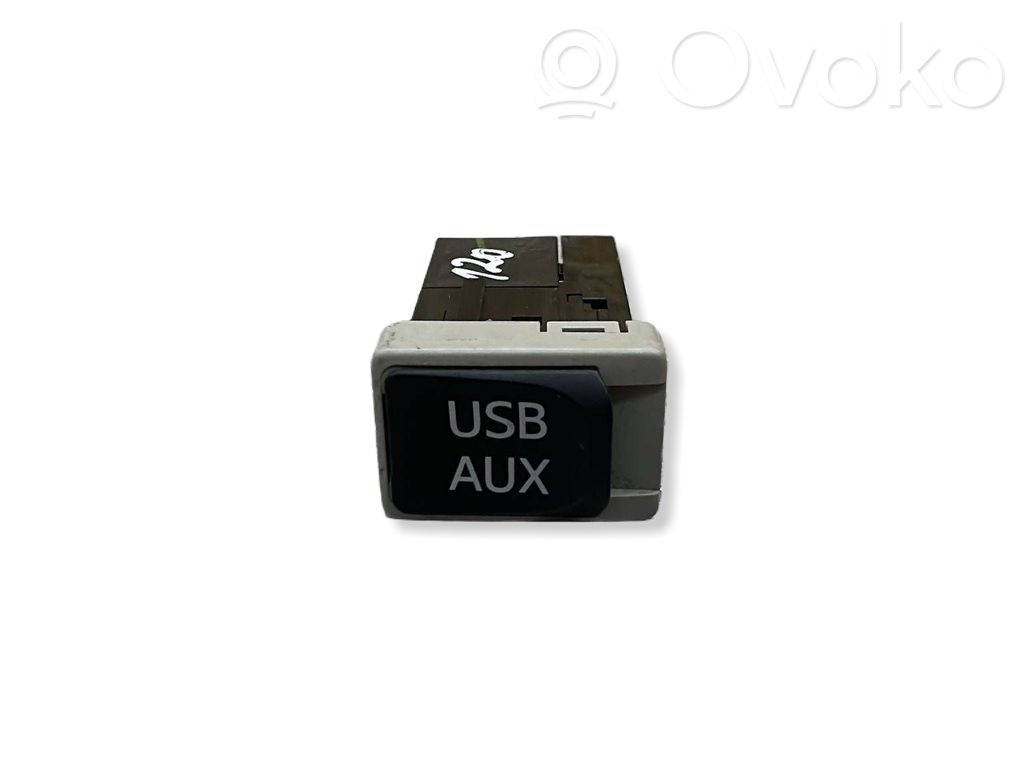 Lexus RX 450H USB socket connector 