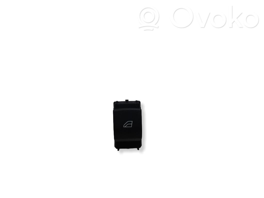 Volvo XC40 Electric window control switch 