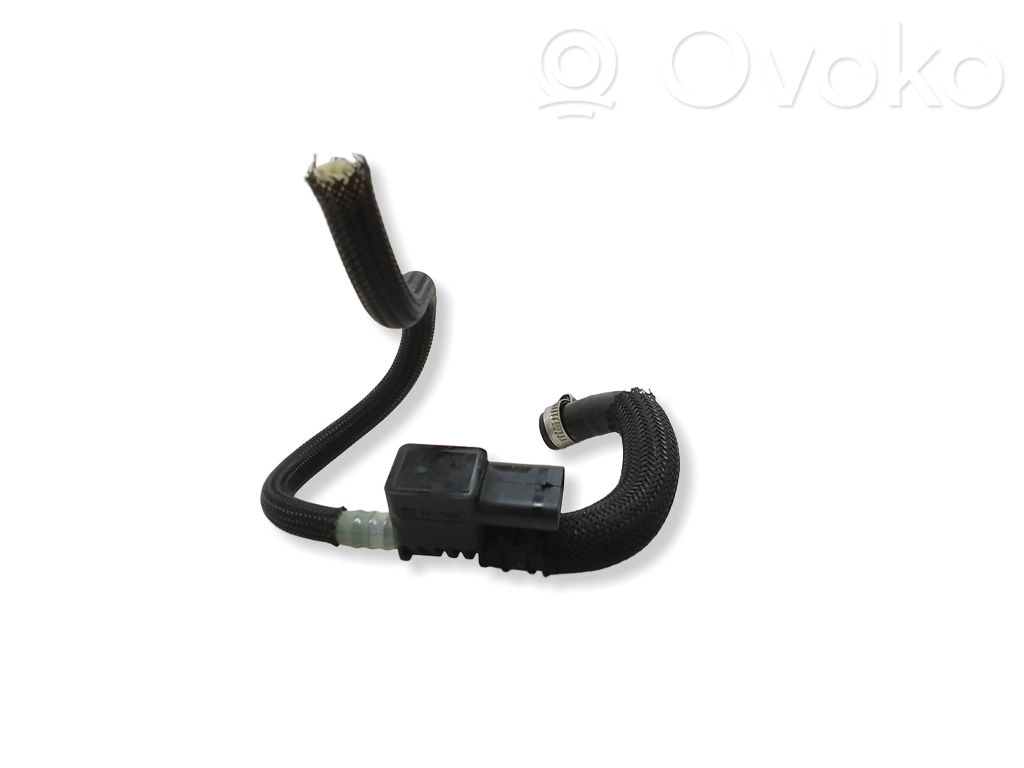 BMW X3 F25 Fuel line pipe 