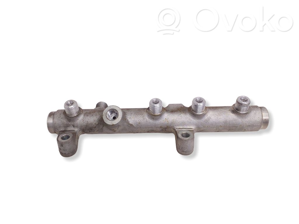 Porsche Cayenne (92A) Fuel main line pipe 