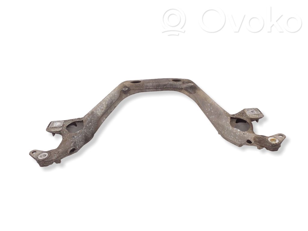 Engine mounting bracket   7P0199207