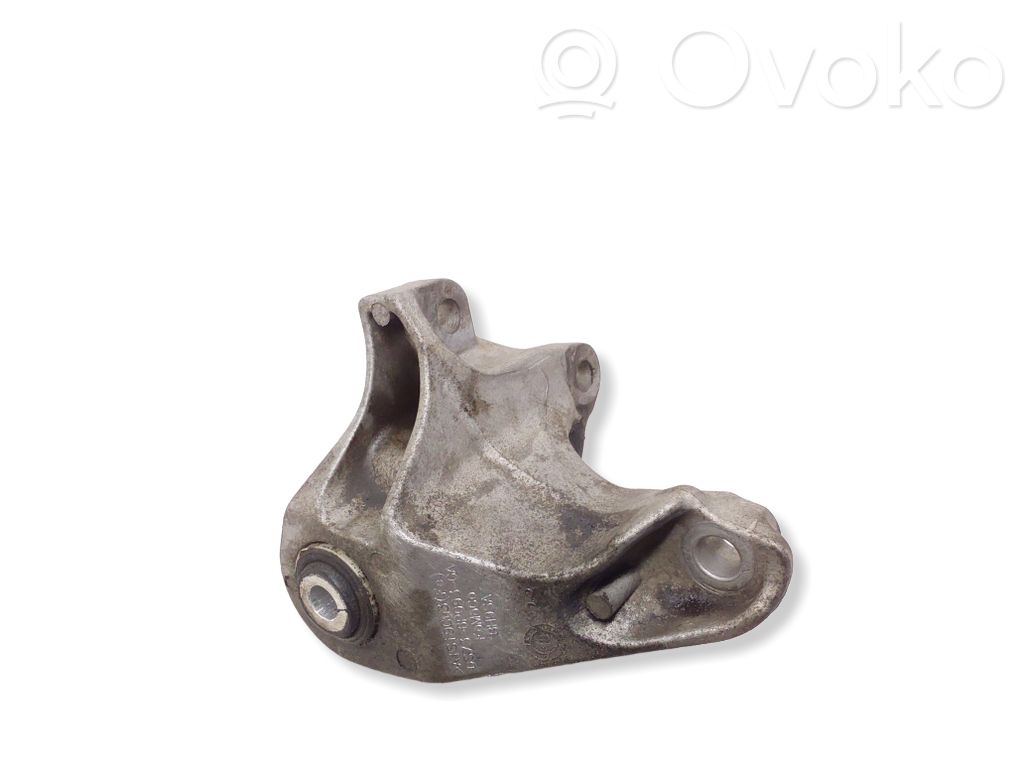 Ford Mondeo MK V Gearbox mounting bracket 