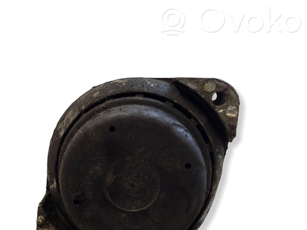 Engine mount bracket   13981112