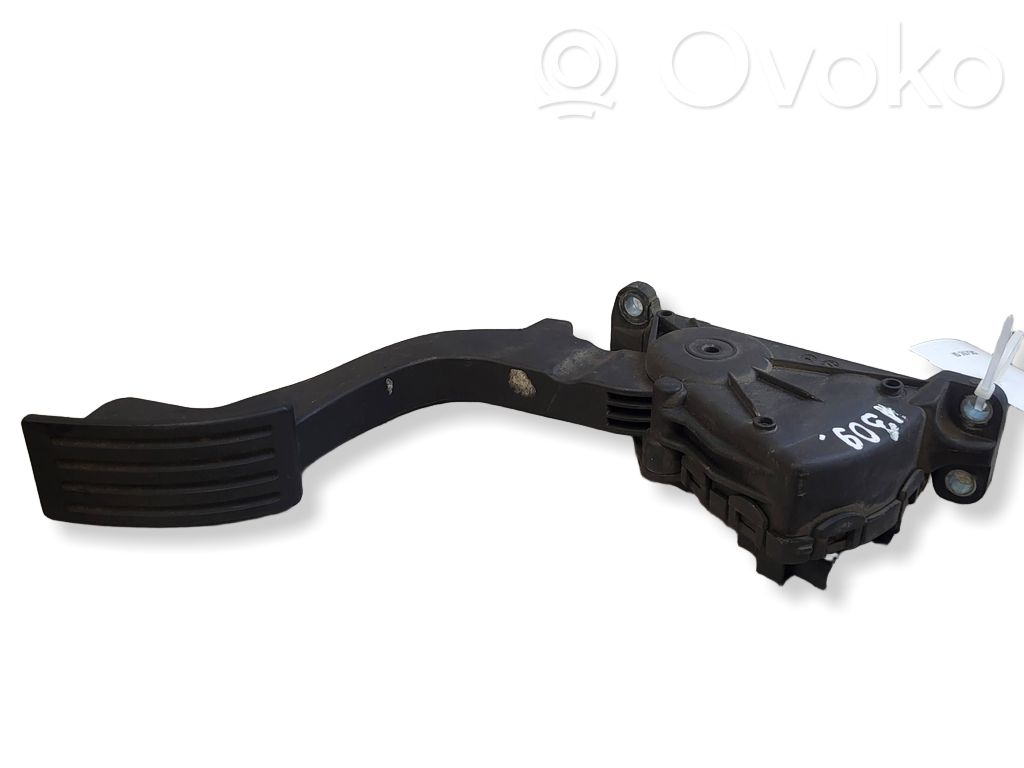 Ford Focus Pedał gazu / przyspieszenia 